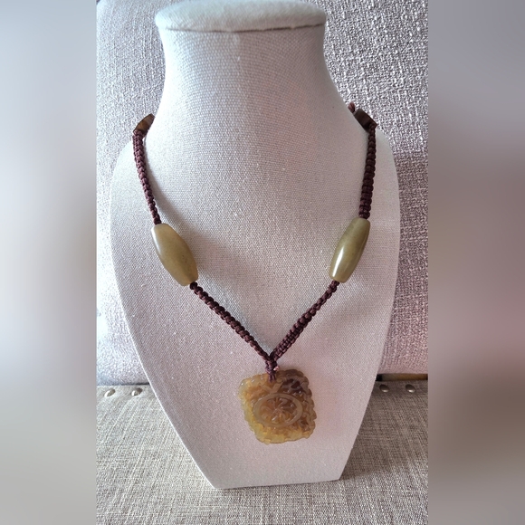 Jewelry - Antique Chinese Hand Carved Pierced Hetian Jade Pendant Necklace